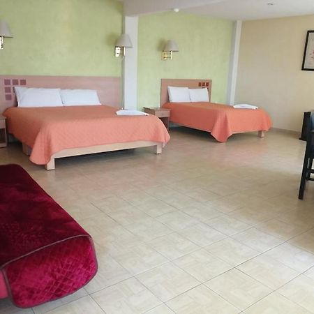 Hotel Real Doxey Tlaxcoapan エクステリア 写真